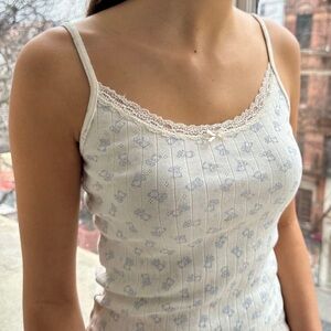 brandy melville teddy bear lace tank